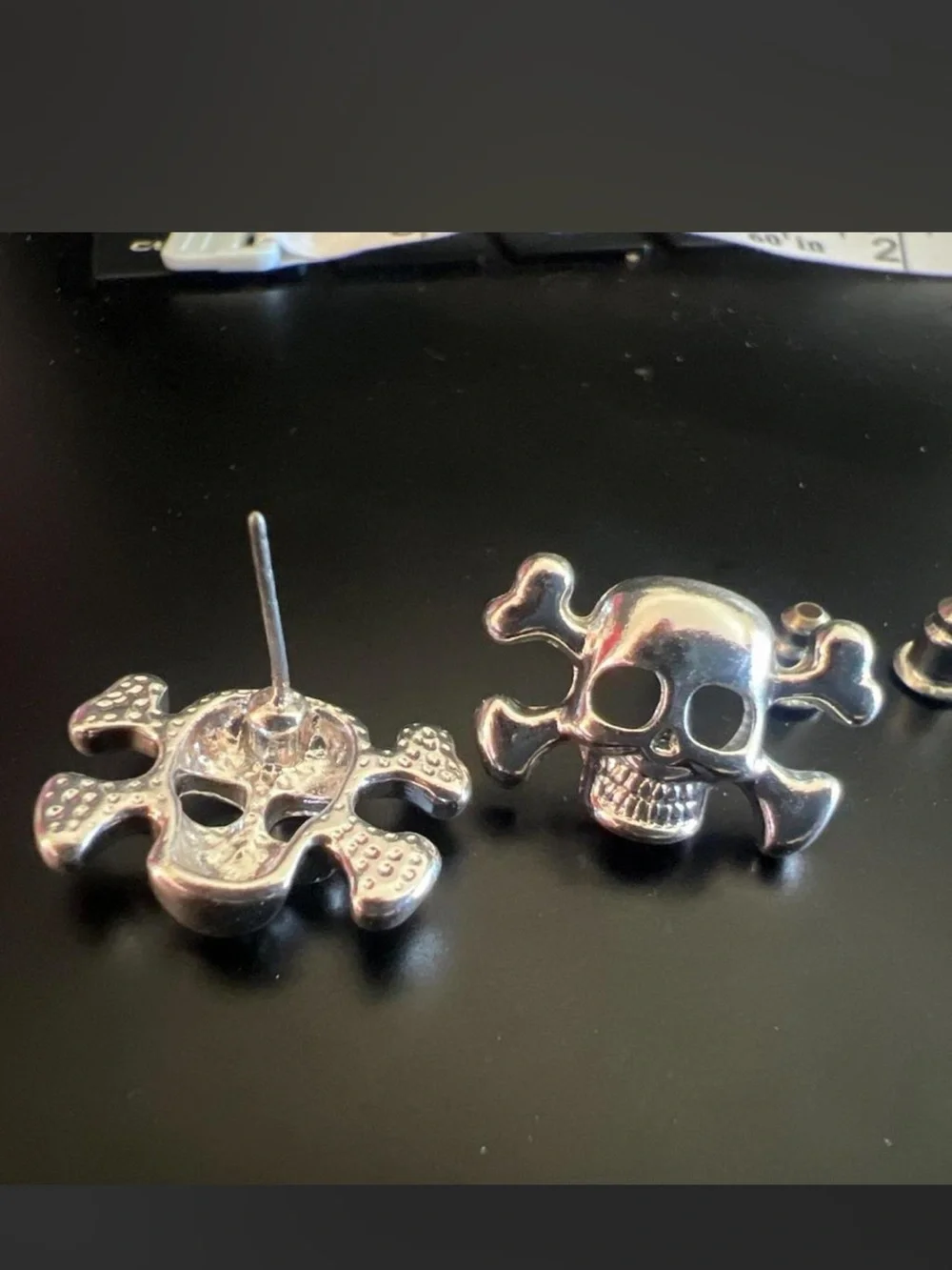 Kids Silver Skull & Crossbones Stud Earrings - Cute Pirate Style
